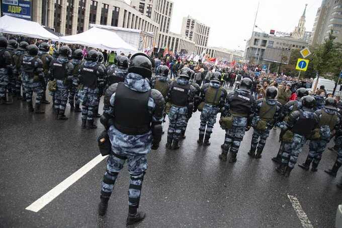 В МВД РФ заявили об угрозе повторения белорусского сценария в России