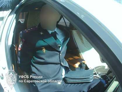 Обманул потенциального коллегу: в Саратове арестован транспортный полицейский